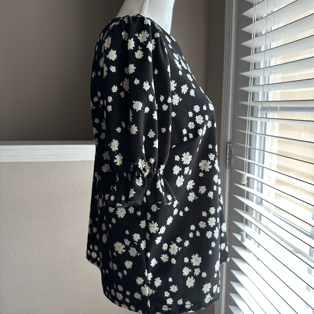 MELLODAY Daisy Ruffle Blouse - Picture 4 of 9
